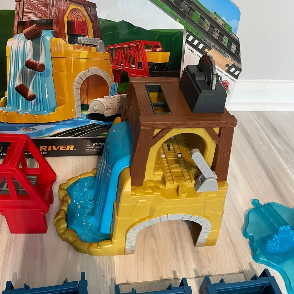 Imaginarium Power Rails Saw Mill River RC Train Set Toys R Us Incomplete READ